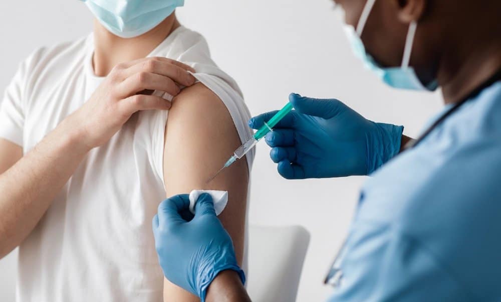 How to Handle Vaccinations in Your Association: Encouraging Residents and Staff to Get Vaccinated for the Safety of the Community